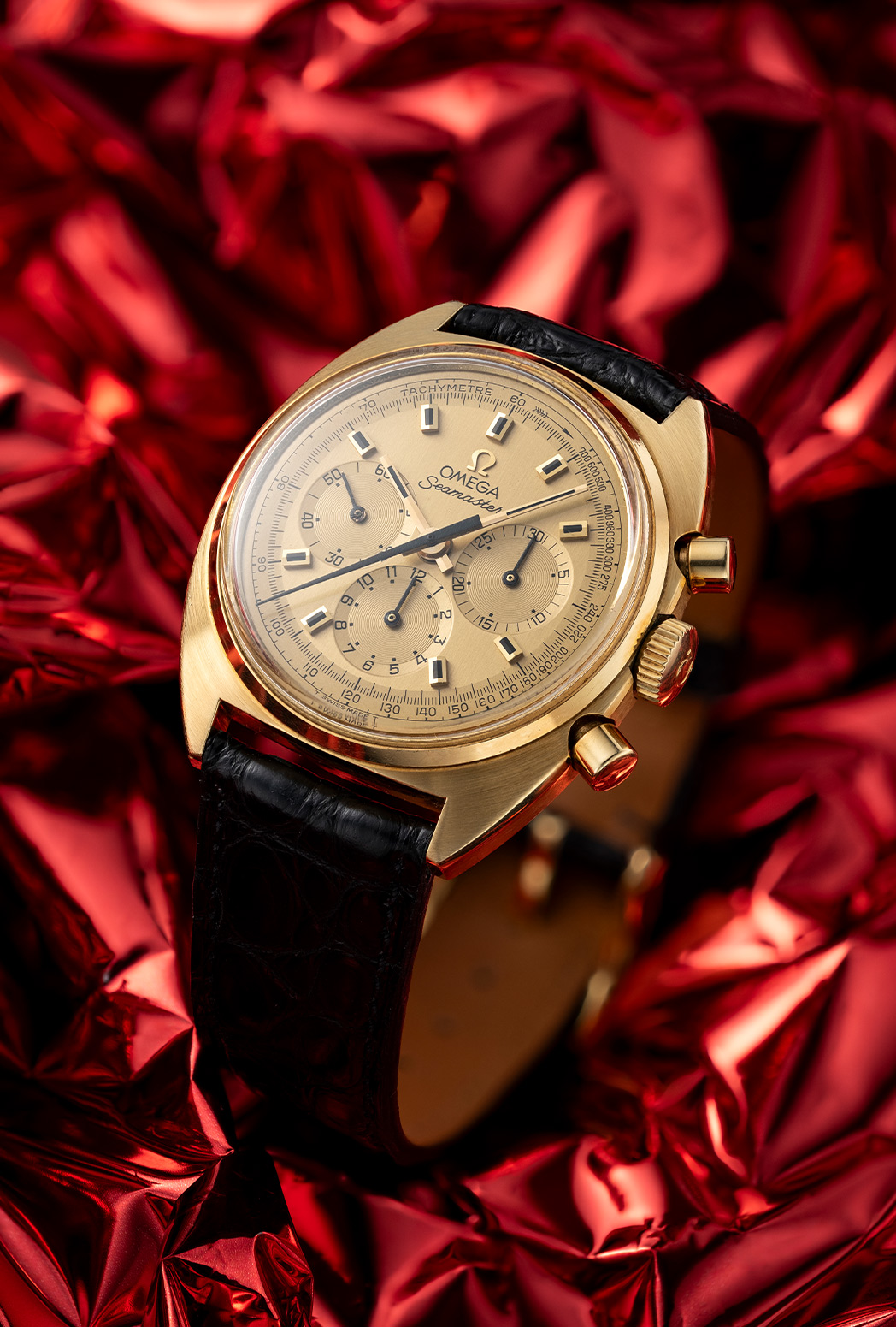 Omega Seamaster 145.016 18k gold chronograph